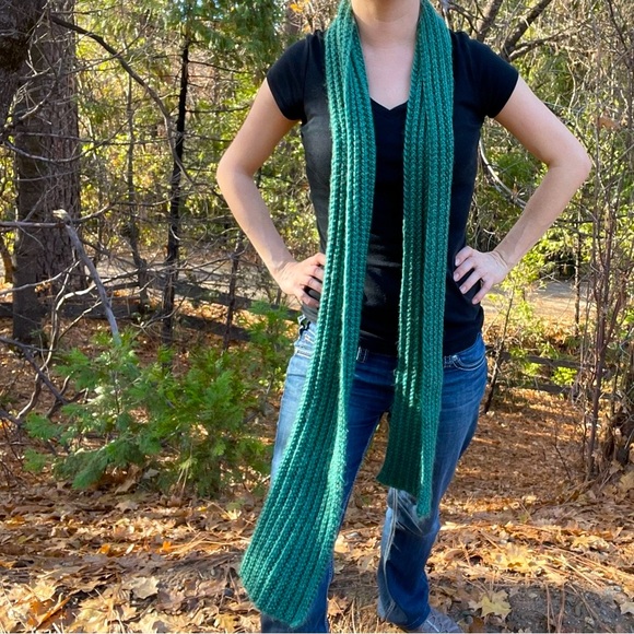 Hand Knit Merino Wool Scarf - Picture 3 of 7